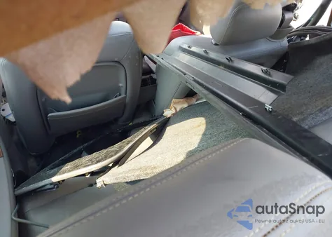 2002 Buick Park Avenue Ultra z USA, uszkodzony, nr VIN 1G4CU541X24161710